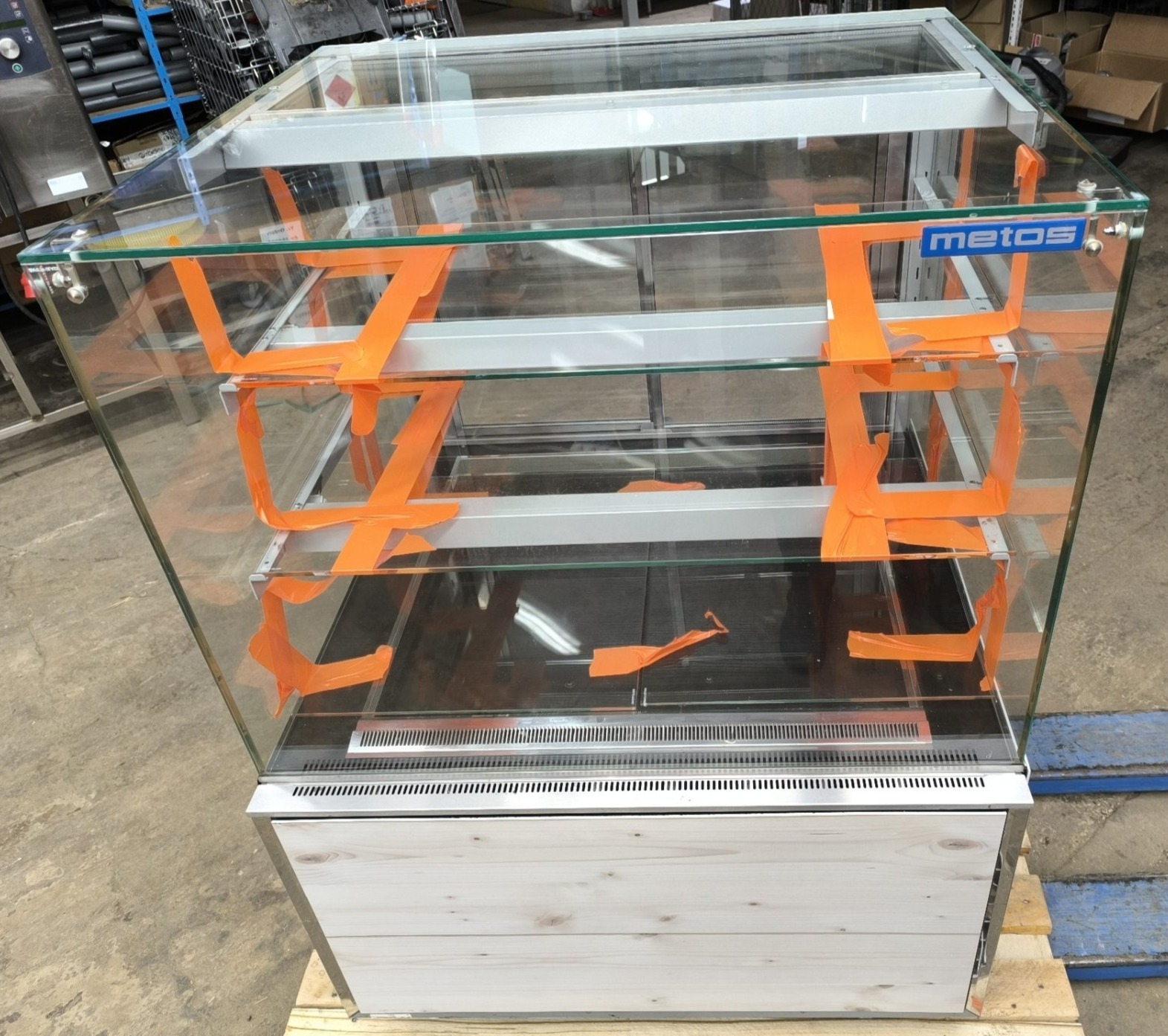 Külmvitriin IGLOO Gastroline Cube 0,9W OUTLET