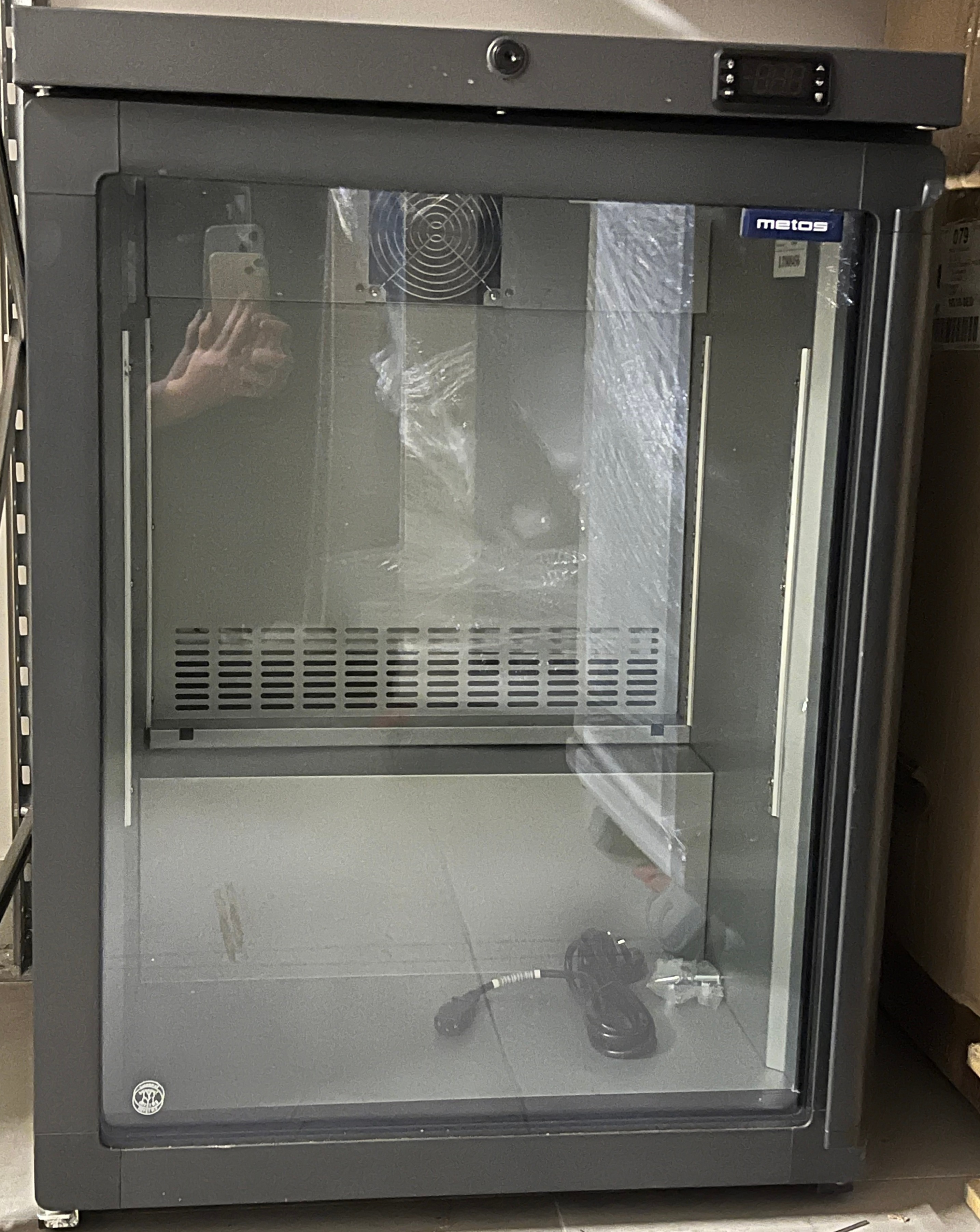 Baro šaldytuv. su.stikl.durim LG2/150LG84 OUTLET